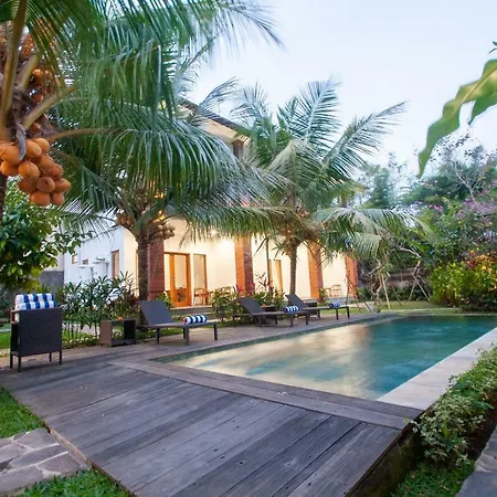Flamboyant Villa Ubud