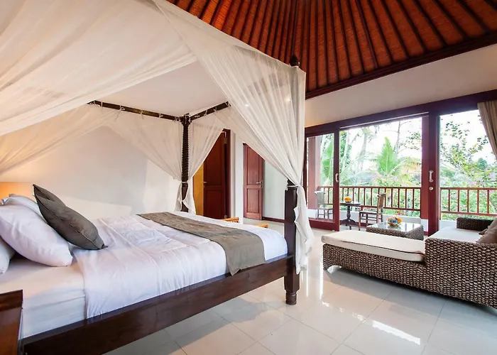 Otel Flamboyant 3*